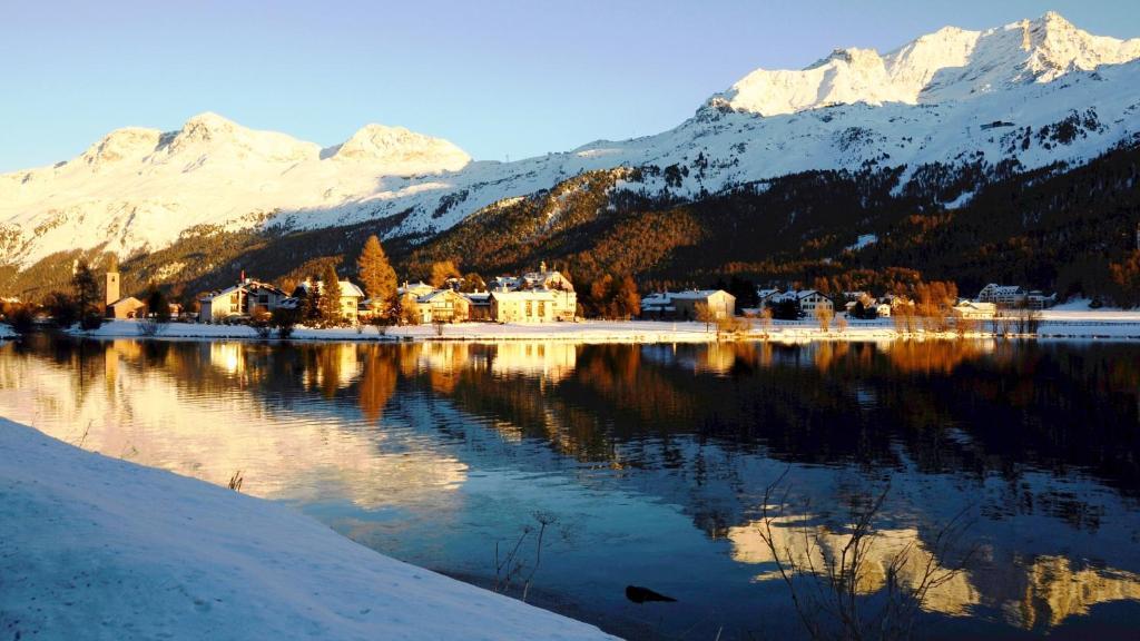 Hotel Chesa Grischa Sils Baselgia Екстер'єр фото