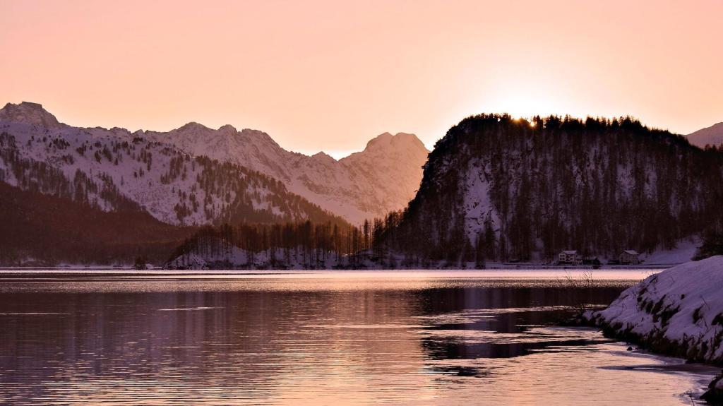 Hotel Chesa Grischa Sils Baselgia Екстер'єр фото